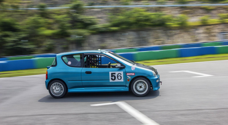 Illustration for article titled Few pics from a keicar race at Kota Circuit today...